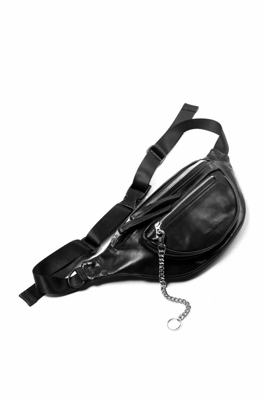 ISAMU KATAYAMA BACKLASH SMART SHOULDER BAG / WAXY HORSE (BLACK) - Image 4