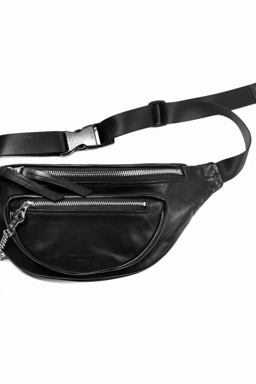 ISAMU KATAYAMA BACKLASH SMART SHOULDER BAG / WAXY HORSE (BLACK) - Image 5