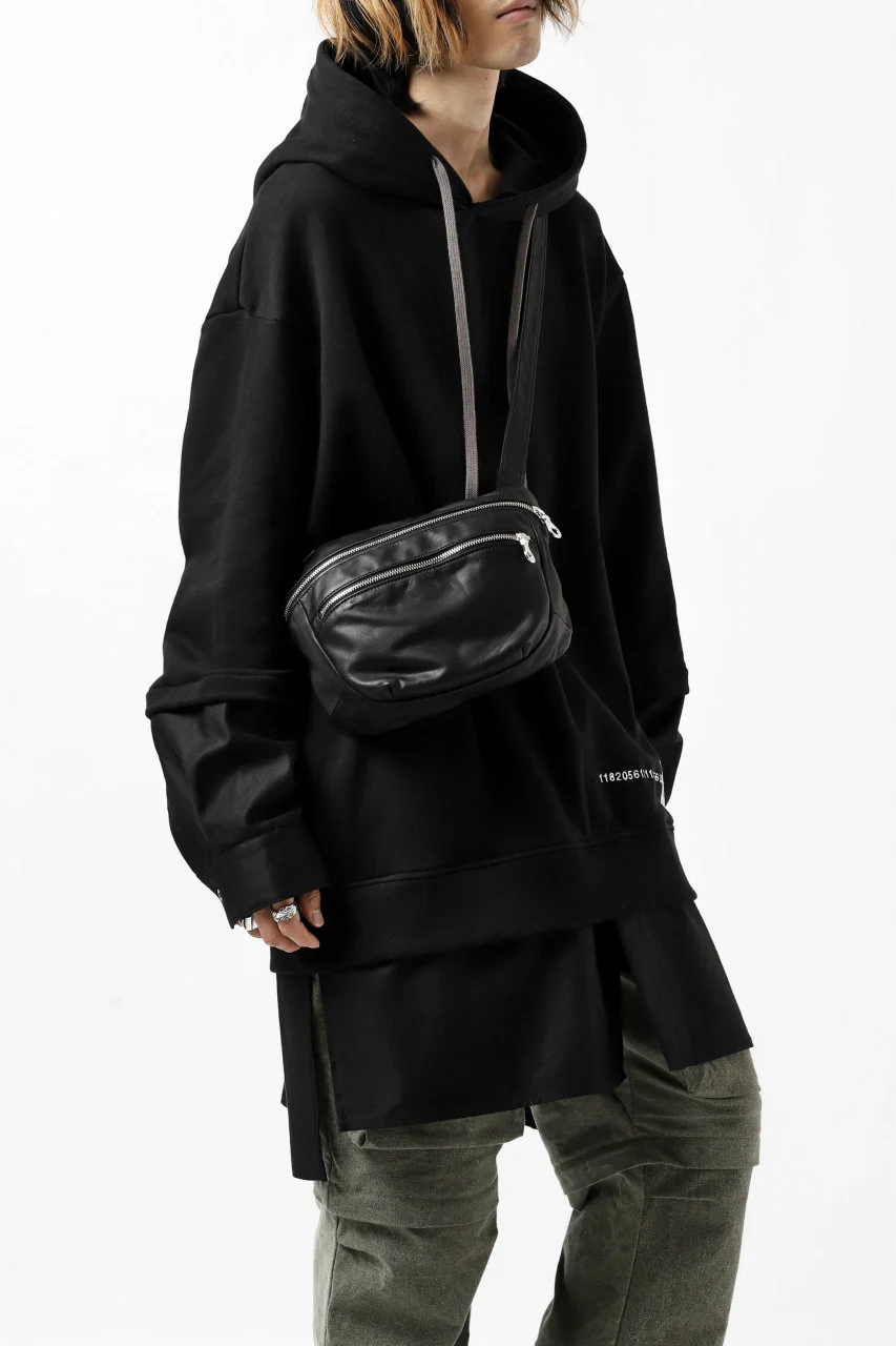 ISAMU KATAYAMA BACKLASH STRAP ZIP BAG / MONOCHROME LUXURY STEER (BLACK) - Image 12