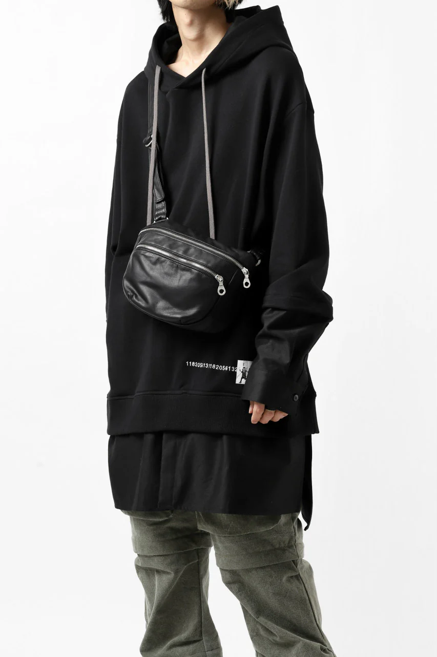 ISAMU KATAYAMA BACKLASH STRAP ZIP BAG / MONOCHROME LUXURY STEER (BLACK) - Image 21