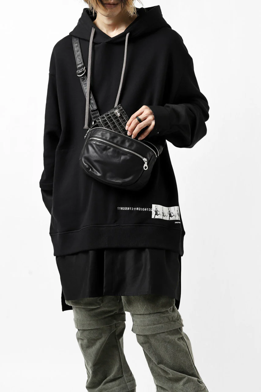 ISAMU KATAYAMA BACKLASH STRAP ZIP BAG / MONOCHROME LUXURY STEER (BLACK) - Image 22