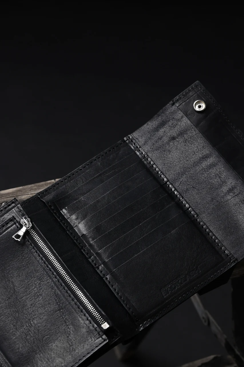 ISAMU KATAYAMA BACKLASH TRI-FOLD SHORT WALLET / ITALY DOUBLE SHOULDER (BLACK) - Image 18