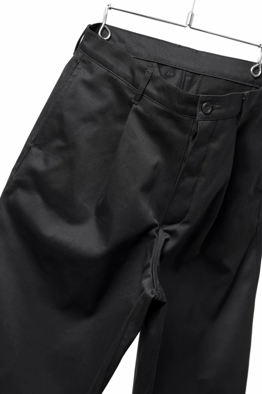 ISAMU KATAYAMA BACKLASH TUCK WIDE PANTS / HIGH DENSITY CHINO CLOTH (BLACK) - Image 21