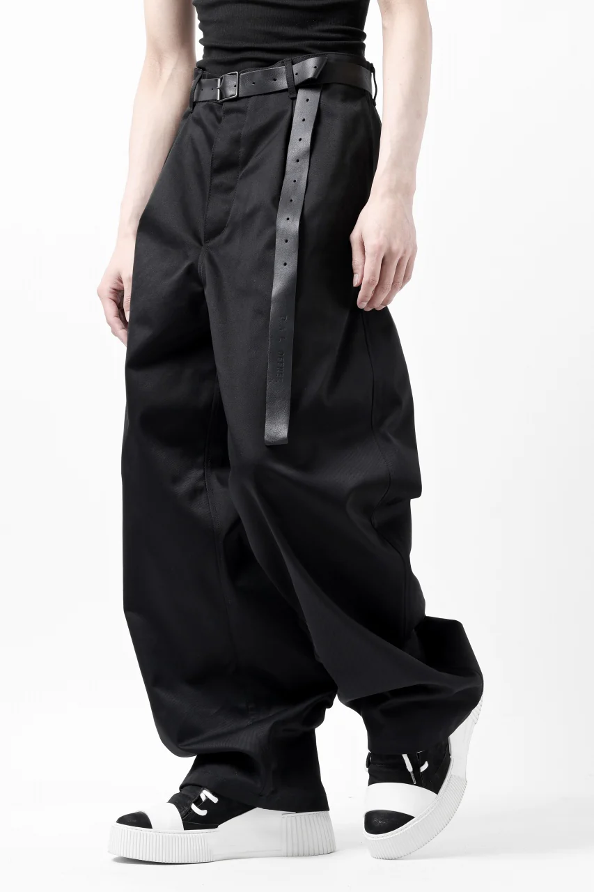 ISAMU KATAYAMA BACKLASH TUCK WIDE PANTS / HIGH DENSITY CHINO CLOTH (BLACK) - Image 8