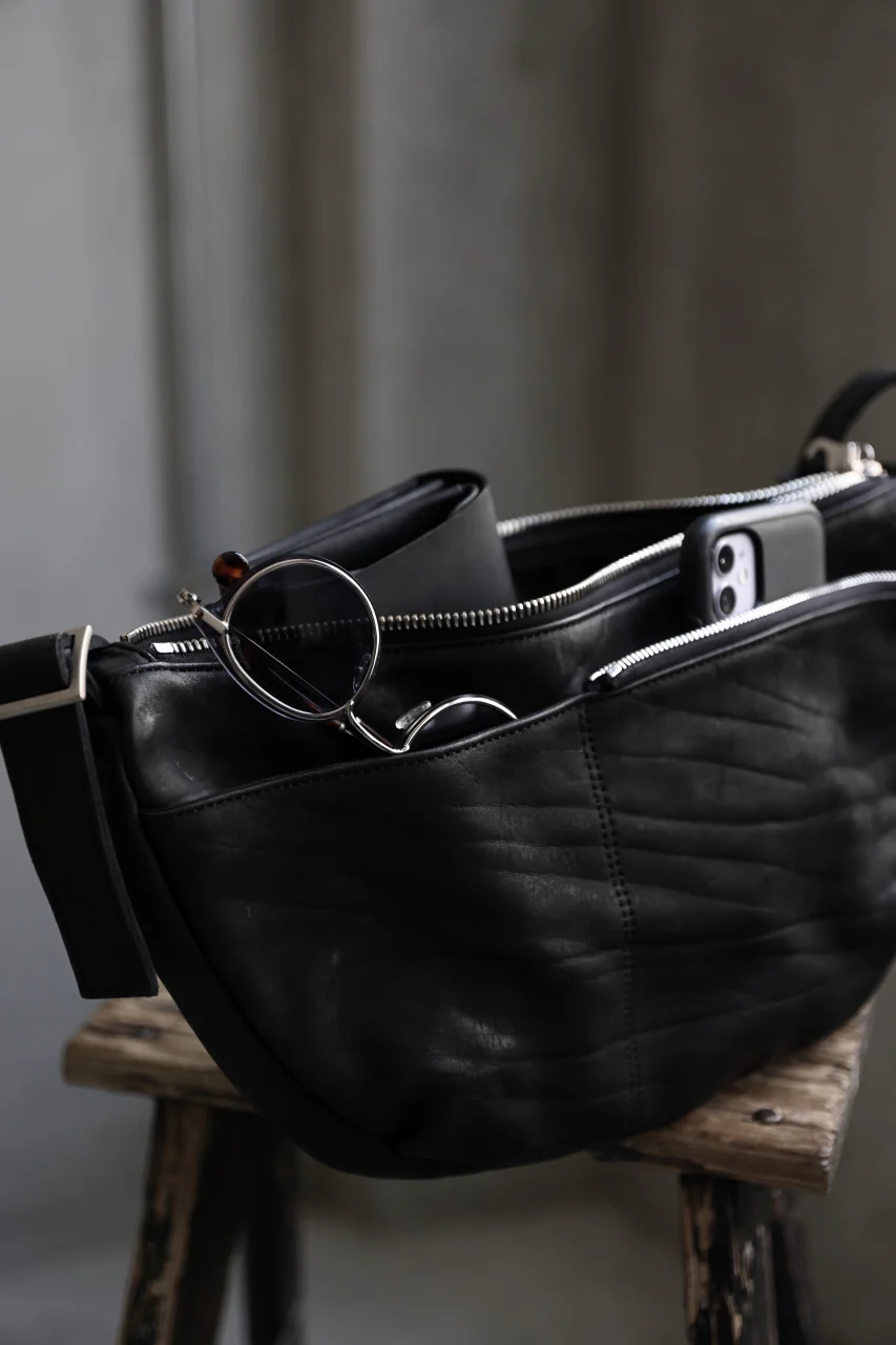 ISAMU KATAYAMA BACKLASH UTILITY BAG / DOUBLE-SHOULDER OBJECT DYED (BLACK) - Image 30