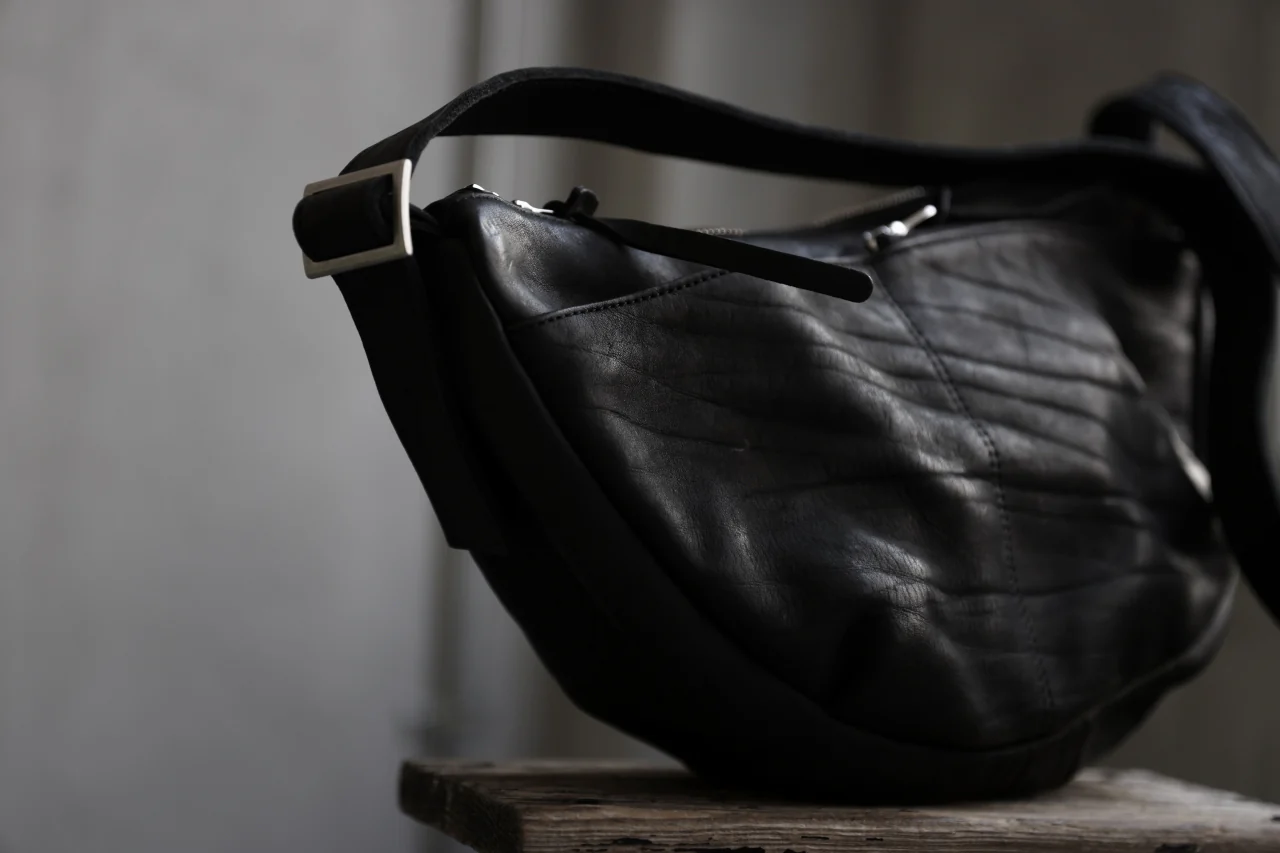 ISAMU KATAYAMA BACKLASH UTILITY BAG / DOUBLE-SHOULDER OBJECT DYED (BLACK) - Image 57