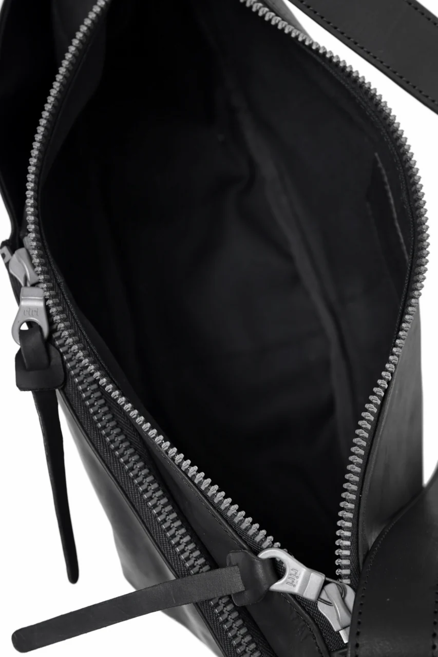 ISAMU KATAYAMA BACKLASH UTILITY BAG / GUIDI CALF - Image 12