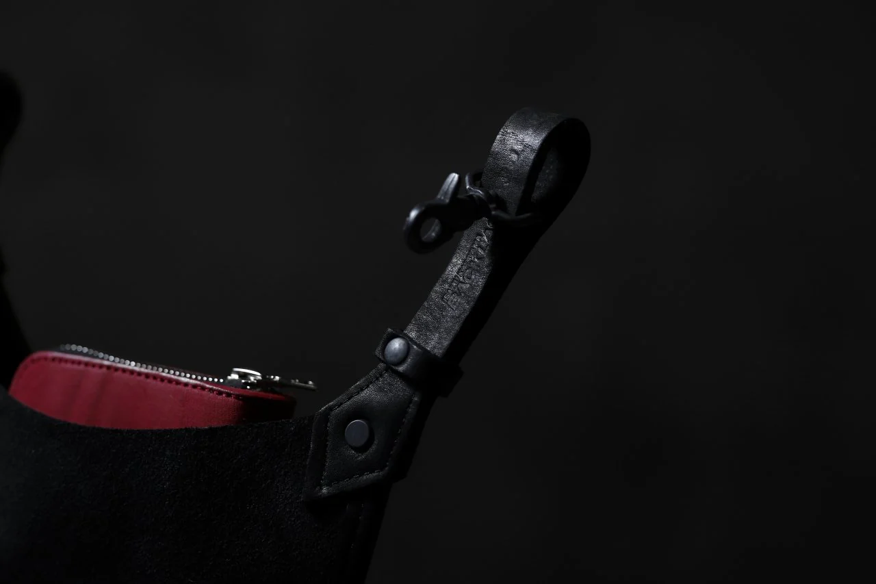 ISAMU KATAYAMA BACKLASH WAIST-HANG BAG / DOUBLE SHOULDER OBJECT DYED (BLACK) - Image 27