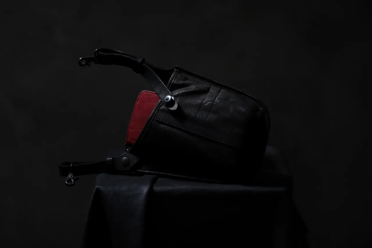 ISAMU KATAYAMA BACKLASH WAIST HANG BAG / DOUBLE-SHOULDER OBJECT DYED (BLACK) - Image 31