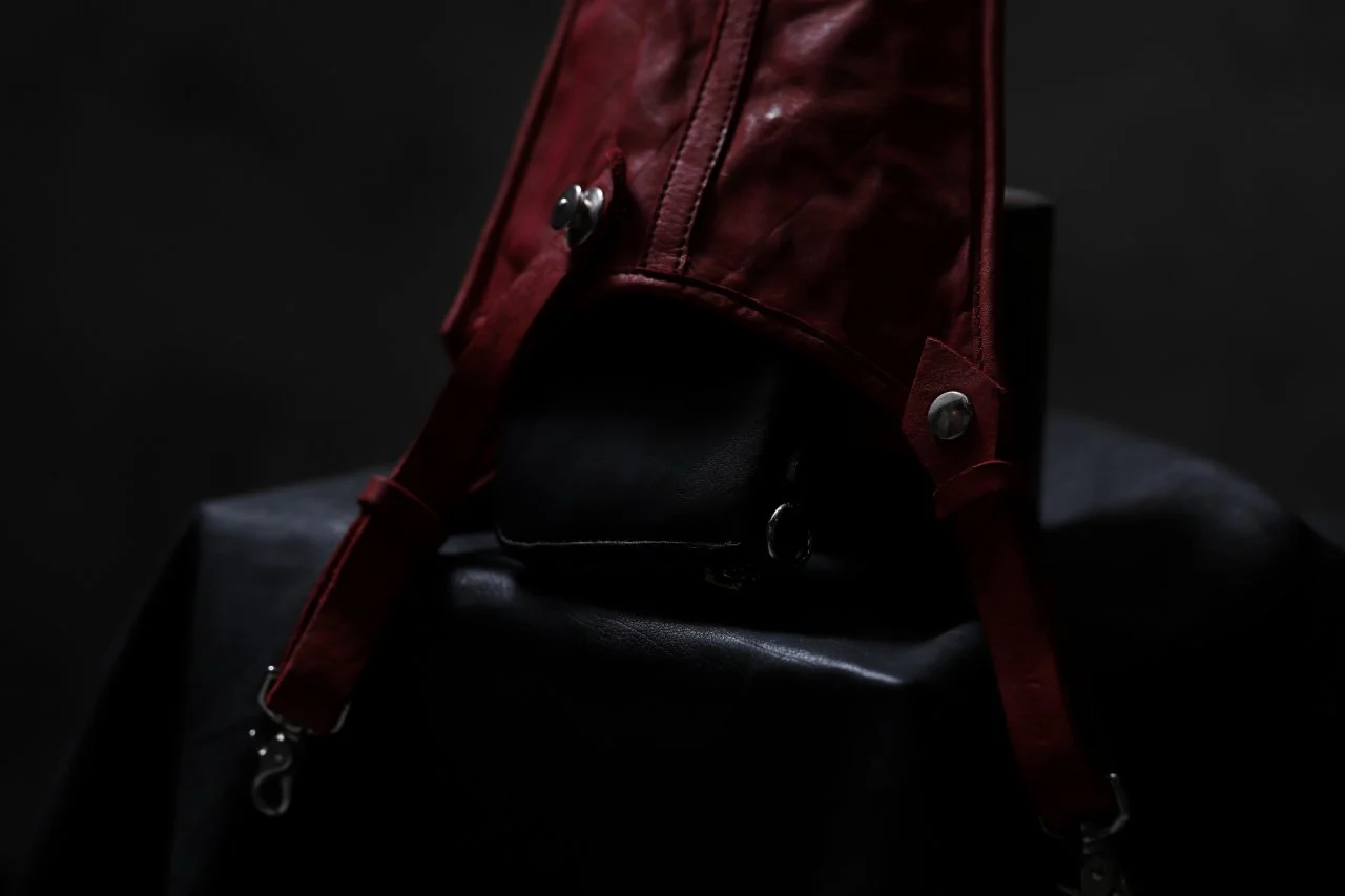 ISAMU KATAYAMA BACKLASH WAIST-HANG BAG / DOUBLE SHOULDER OBJECT DYED (RED) - Image 35