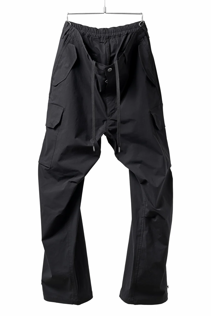 ISAMU KATAYAMA BACKLASH WIDE CARGO PANTS / STRETCH TYPEWRITER CLOTH (BLACK)