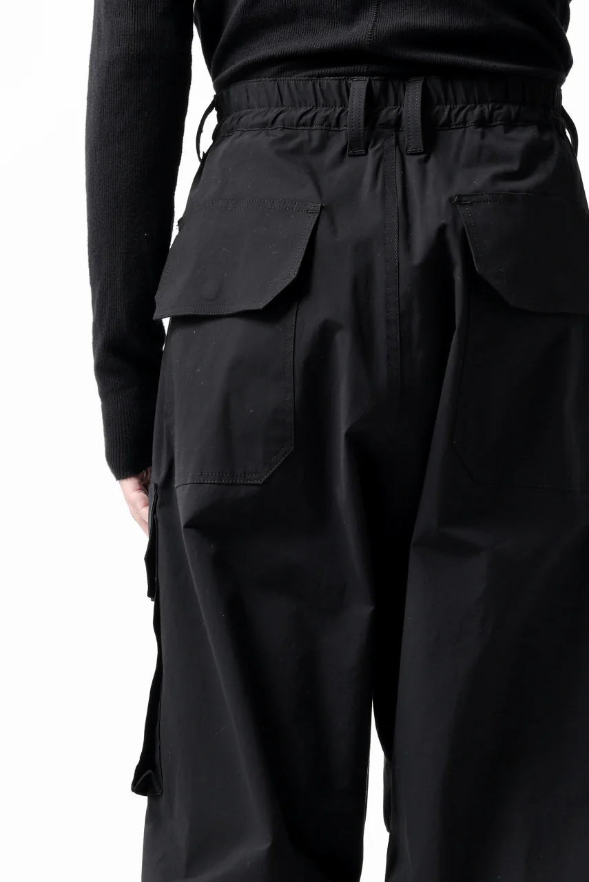 ISAMU KATAYAMA BACKLASH WIDE CARGO PANTS / STRETCH TYPEWRITER CLOTH (BLACK) - Image 15
