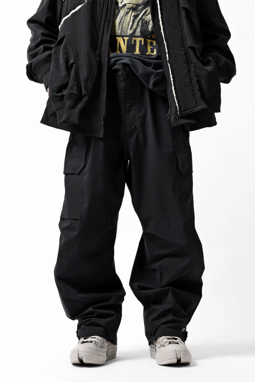 ISAMU KATAYAMA BACKLASH WIDE CARGO PANTS / STRETCH TYPEWRITER CLOTH (BLACK) - Image 21
