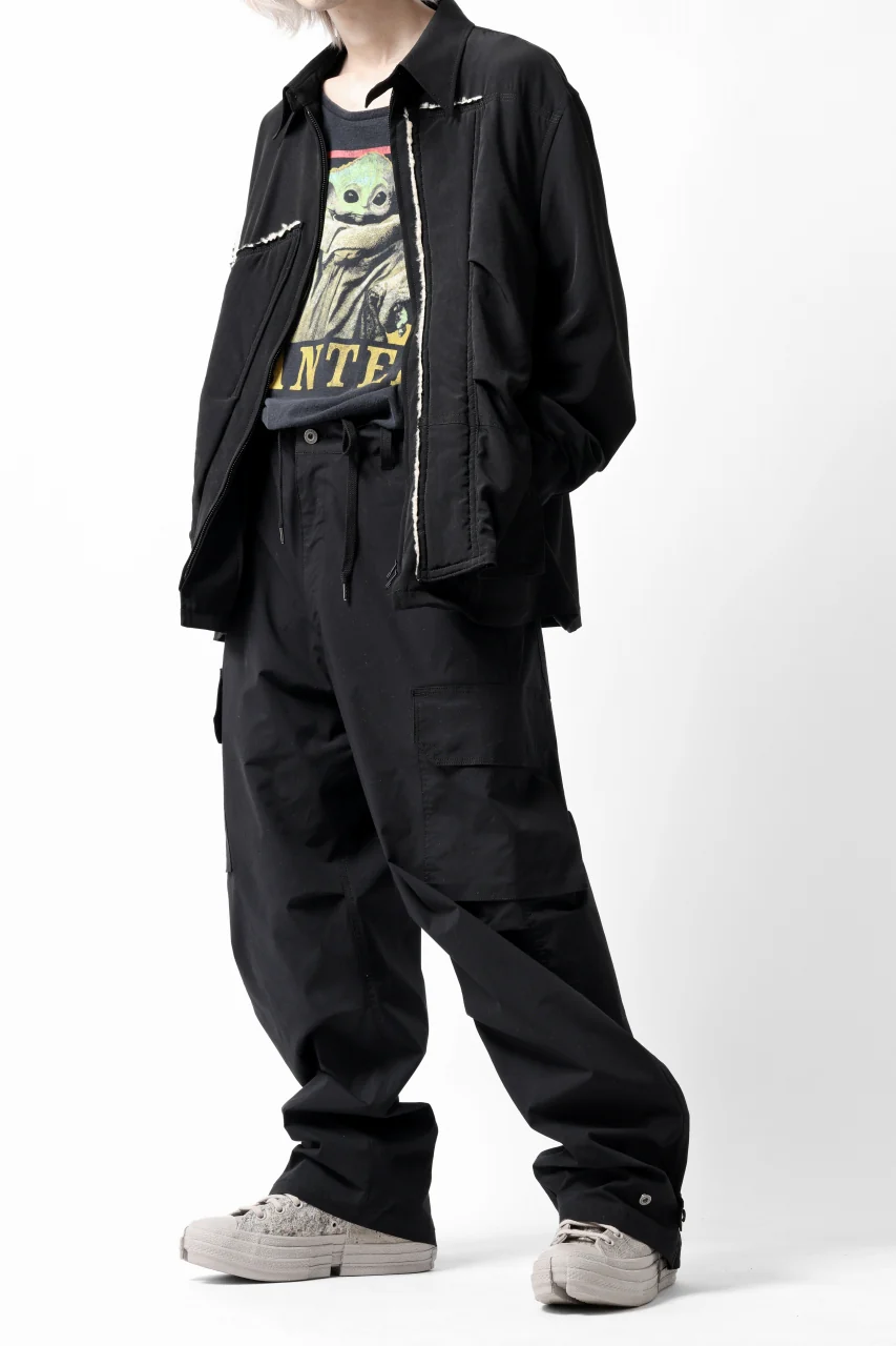 ISAMU KATAYAMA BACKLASH WIDE CARGO PANTS / STRETCH TYPEWRITER CLOTH (BLACK) - Image 39