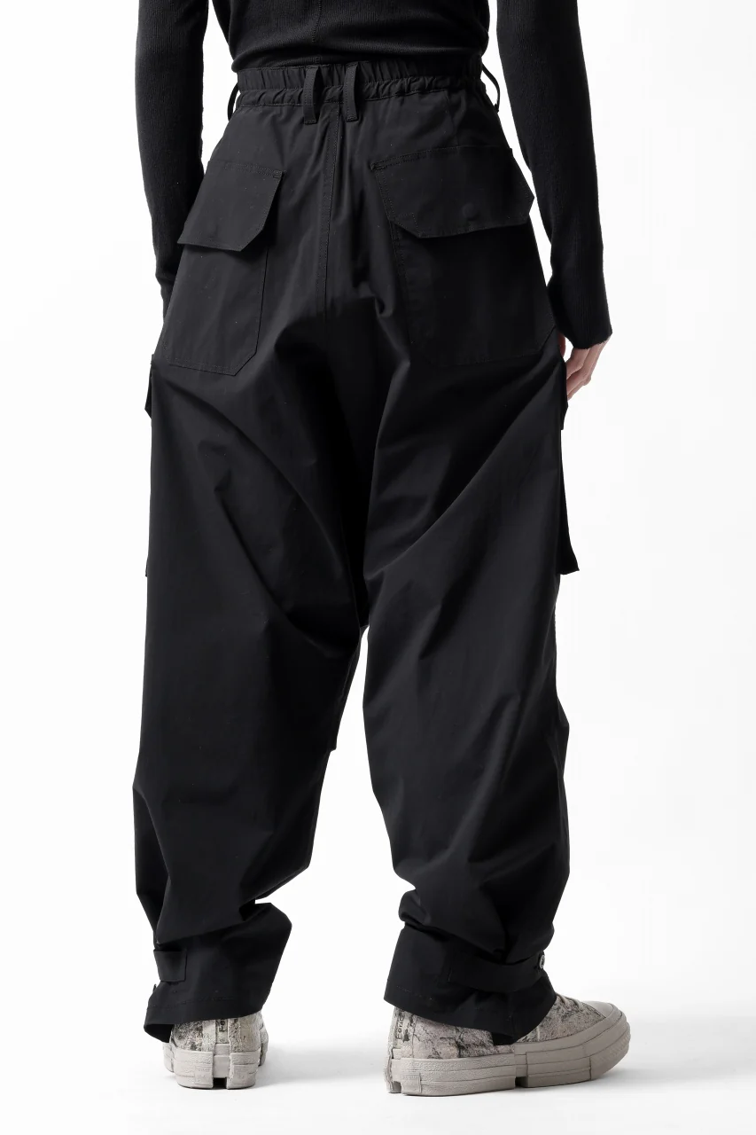ISAMU KATAYAMA BACKLASH WIDE CARGO PANTS / STRETCH TYPEWRITER CLOTH (BLACK) - Image 9