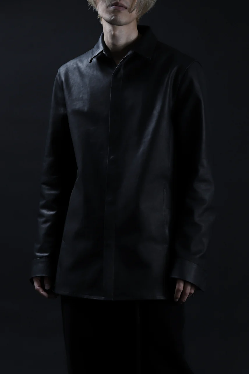 ISAMU KATAYAMA BACKLASH xx GUIDI COMMA 8 LEATHER SHIRT / CALF "Vitello Fiore Volonato" (BLACK) - Image 41