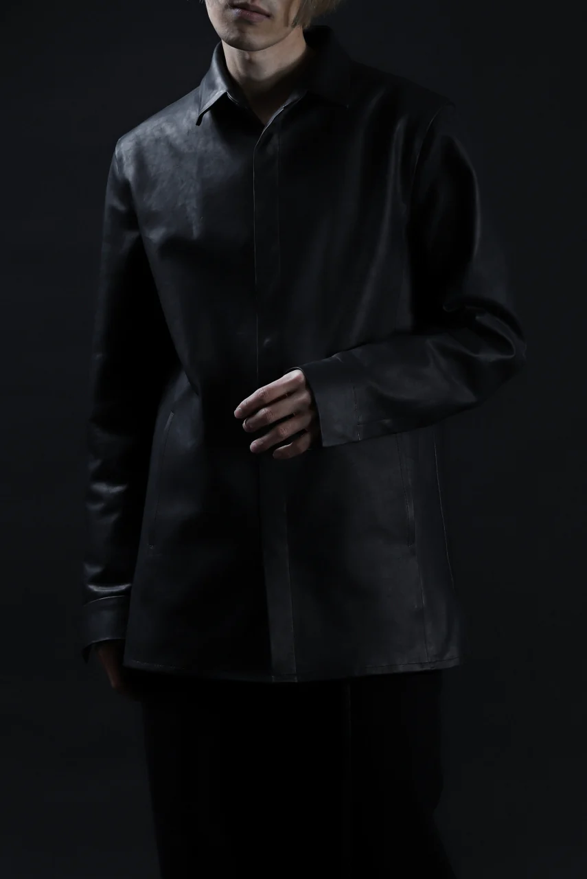 ISAMU KATAYAMA BACKLASH xx GUIDI COMMA 8 LEATHER SHIRT / CALF "Vitello Fiore Volonato" (BLACK) - Image 43