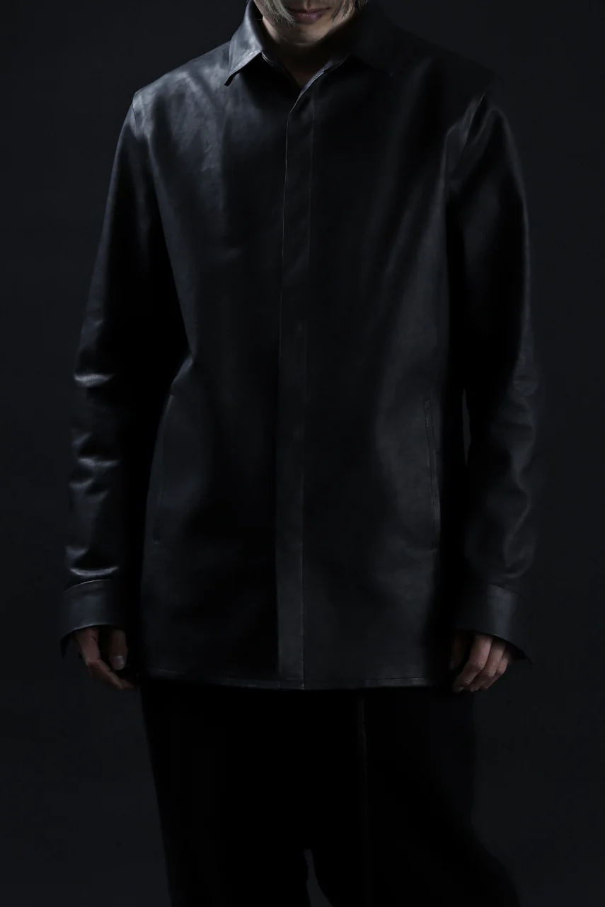 ISAMU KATAYAMA BACKLASH xx GUIDI COMMA 8 LEATHER SHIRT / CALF "Vitello Fiore Volonato" (BLACK) - Image 45