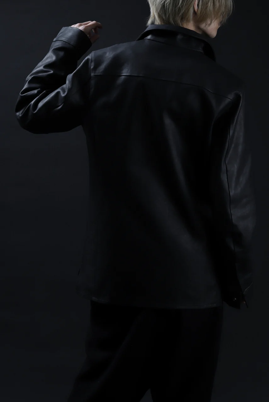 ISAMU KATAYAMA BACKLASH xx GUIDI COMMA 8 LEATHER SHIRT / CALF "Vitello Fiore Volonato" (BLACK) - Image 50