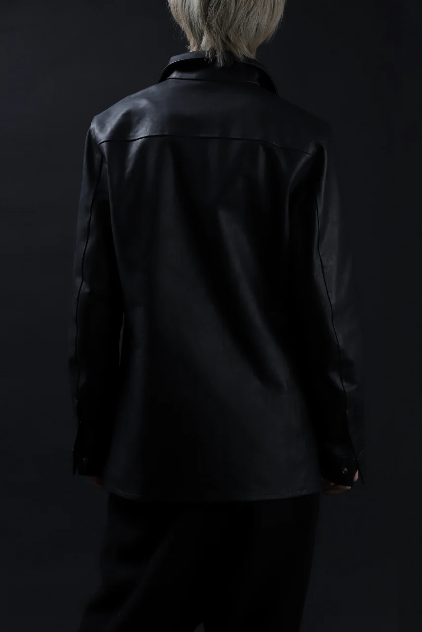 ISAMU KATAYAMA BACKLASH xx GUIDI COMMA 8 LEATHER SHIRT / CALF "Vitello Fiore Volonato" (BLACK) - Image 6