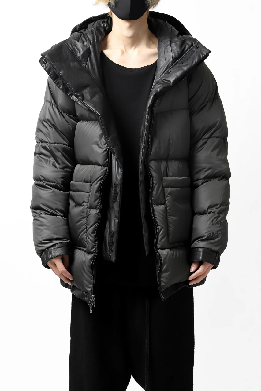 ISAMU KATAYAMA BACKLASH xx NANGA REVERSIBLE MOUNTAIN BELAY COAT / KANGAROO x NYLON x POLISH WHITE GOOSE (BLACK x GREY) - Image 55