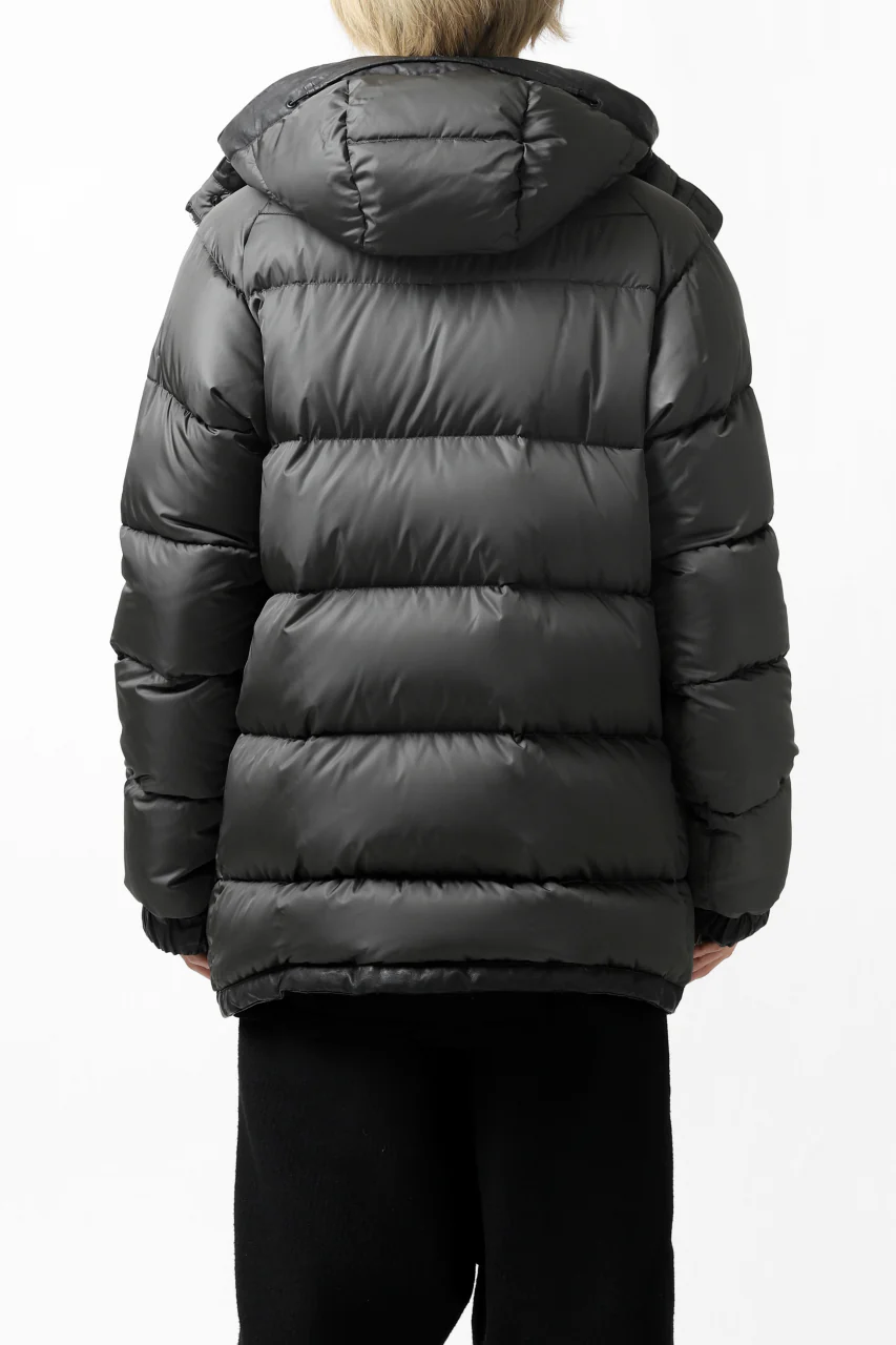 ISAMU KATAYAMA BACKLASH xx NANGA REVERSIBLE MOUNTAIN BELAY COAT / KANGAROO x NYLON x POLISH WHITE GOOSE (BLACK x GREY) - Image 60