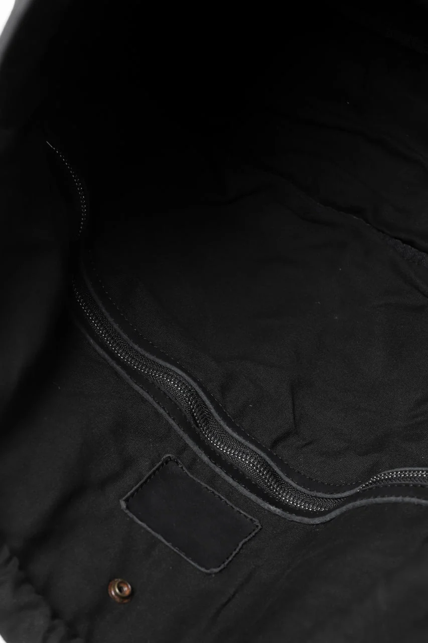 ISAMU KATAYAMA BACKLASH ZIP TOTE BAG / OBJECT DYED ROUGH STEER (BLACK) - Image 16