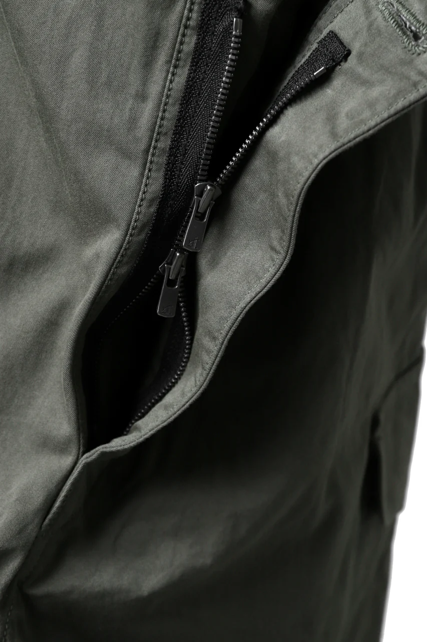 KLASICA 1960 (C-Twill) CARGO POCKET TROUSERS / HIGH DENSITY MATT TWILL (OLIVE) - Image 13