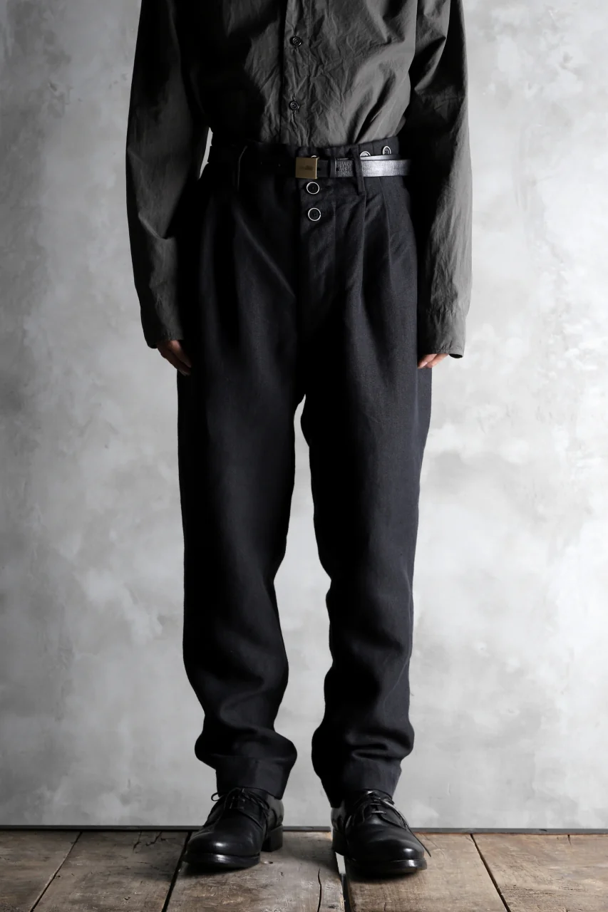 KLASICA 3TUCK TAPERED TROUSERS / RAMIE (CARBON) - Image 14