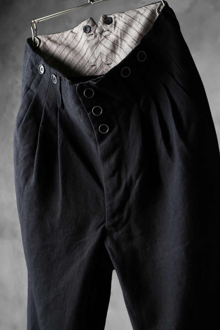 KLASICA 3TUCK TAPERED TROUSERS / RAMIE (CARBON) - Image 6