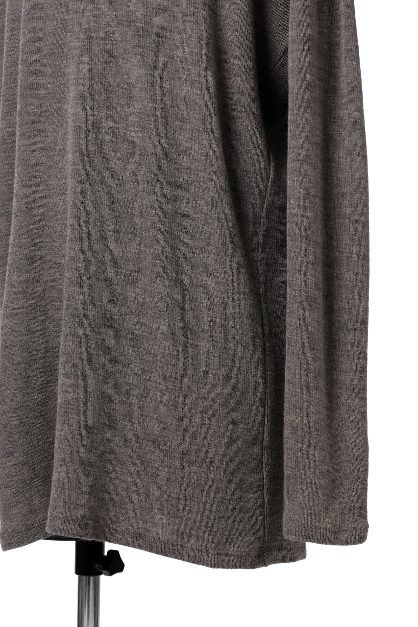 KLASICA ASLEEP CREW NECK KNIT SWEATER / WEANER WOOL RIB (FAWN) - Image 15