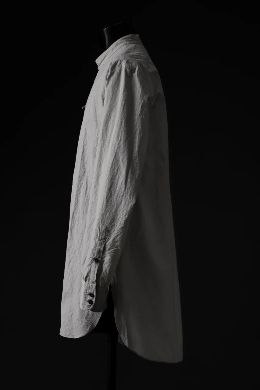 KLASICA BAND COLLAR FINE STITCHED SHIRT / HAND DYED COTTON-LINEN (CONCRETE) - Image 3