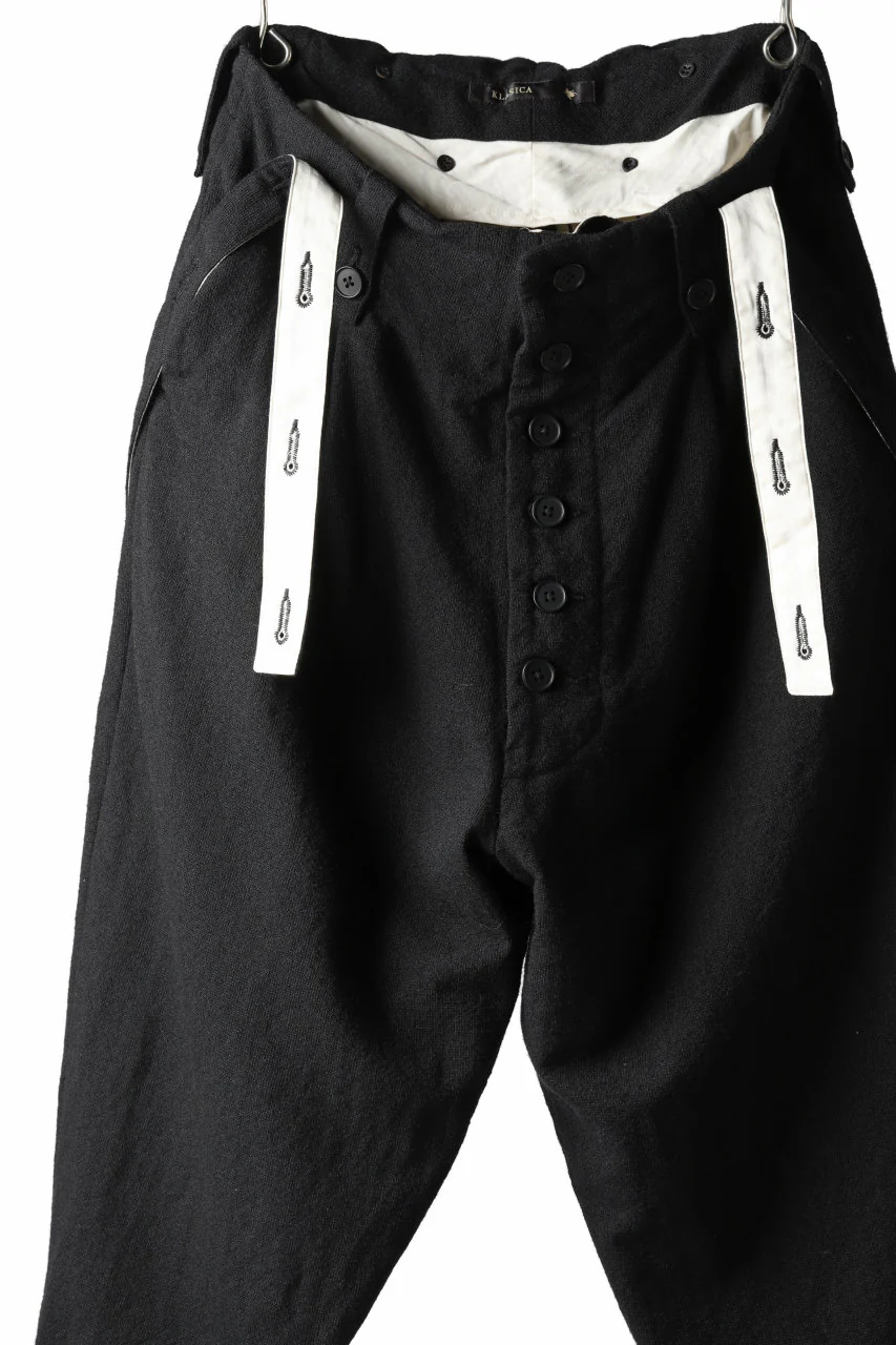 KLASICA BARREL-TWEED SUSPENDER TROUSERS / OFF TWEED WOOL (BLACK) - Image 13