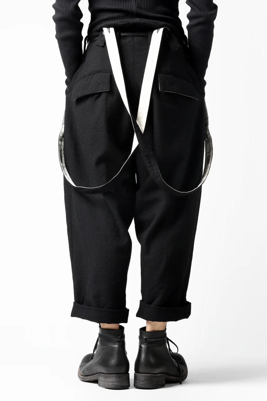 KLASICA BARREL-TWEED SUSPENDER TROUSERS / OFF TWEED WOOL (BLACK) - Image 5