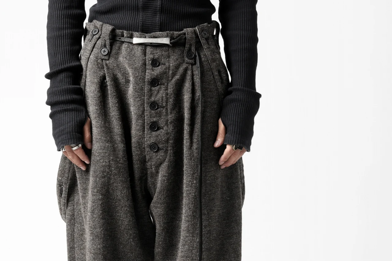 KLASICA BARREL-TWEED SUSPENDER TROUSERS / OFF TWEED WOOL (MIX) - Image 24