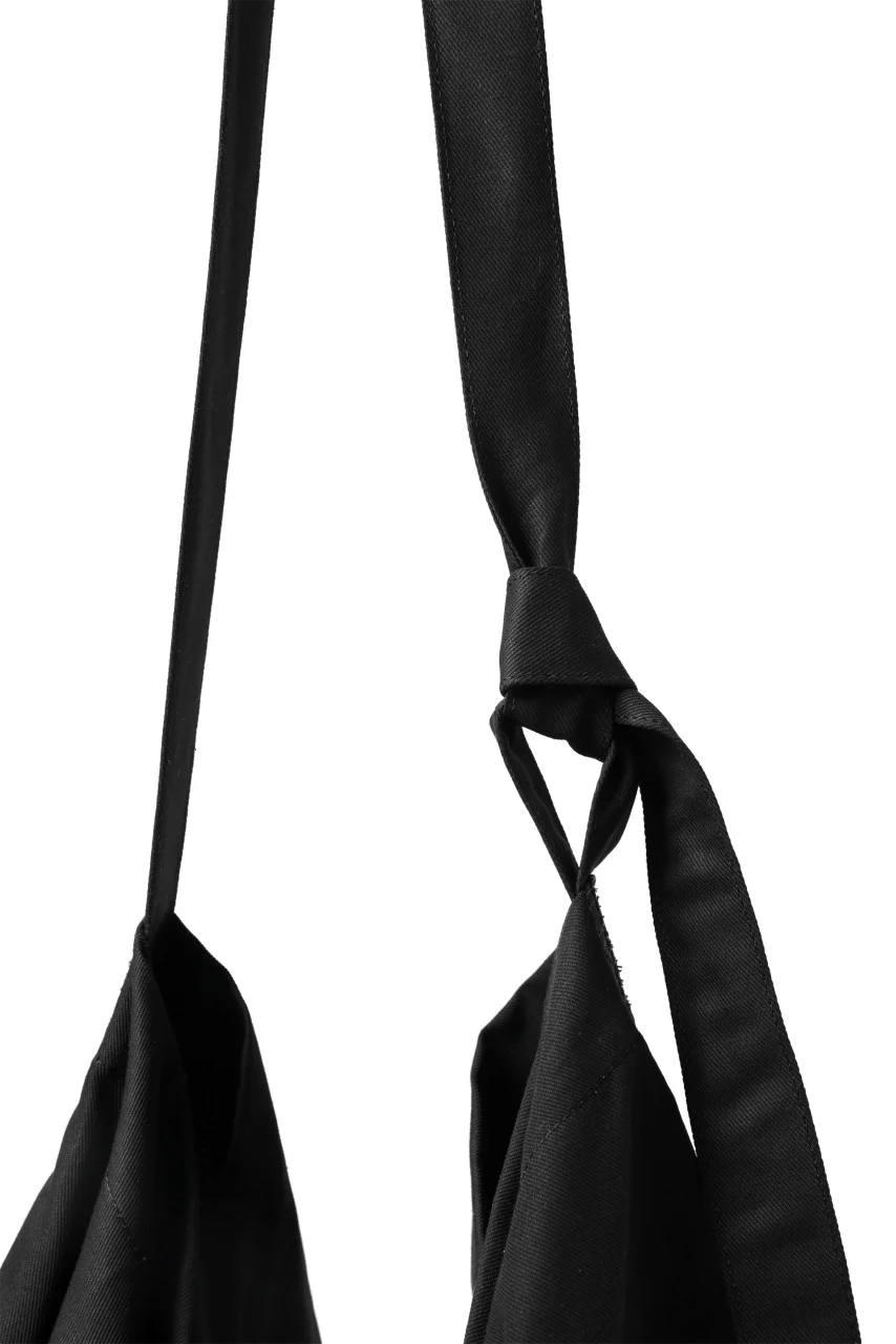 KLASICA BIVOUAC RIBBON HOLE SHOULDER BAG / HIGH RISE TWILL (BLACK) - Image 10