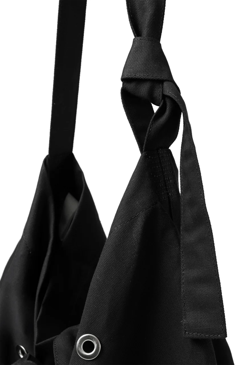 KLASICA BIVOUAC RIBBON HOLE SHOULDER BAG / HIGH RISE TWILL (BLACK) - Image 11