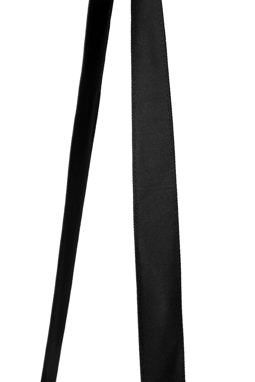 KLASICA BIVOUAC RIBBON HOLE SHOULDER BAG / HIGH RISE TWILL (BLACK) - Image 12