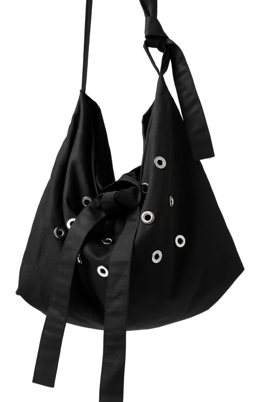 KLASICA BIVOUAC RIBBON HOLE SHOULDER BAG / HIGH RISE TWILL (BLACK) - Image 7