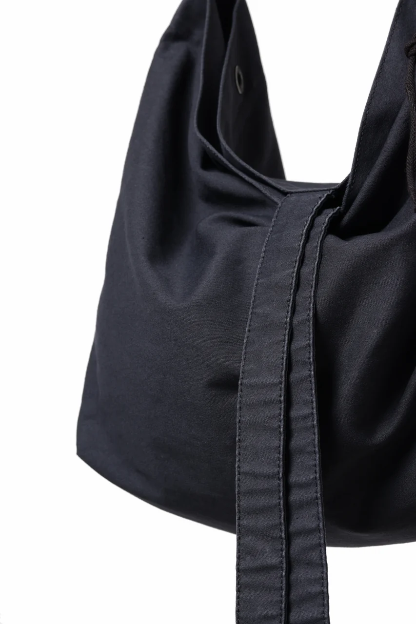 KLASICA BIVOUAC RIBBON SHOULDER BAG / SURPHER DYED MOLE SKIN (DEEP SEA) - Image 9
