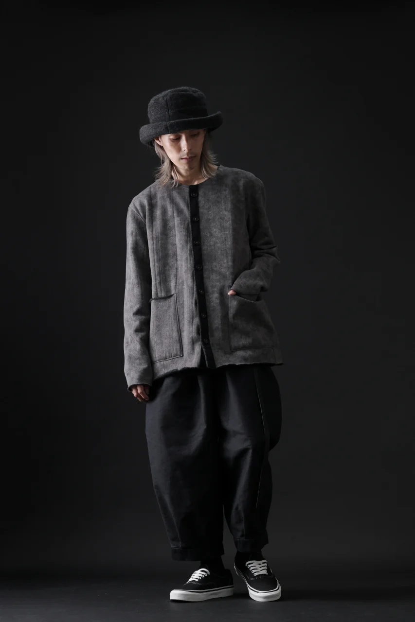 KLASICA BLACK CAT CREW NECK CARDIGAN / GRAINY PRINT BACK SIDE FLEECE (GREIGE) - Image 26
