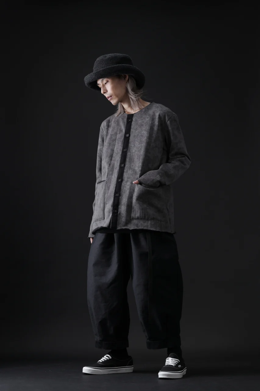 KLASICA BLACK CAT CREW NECK CARDIGAN / GRAINY PRINT BACK SIDE FLEECE (GREIGE) - Image 27