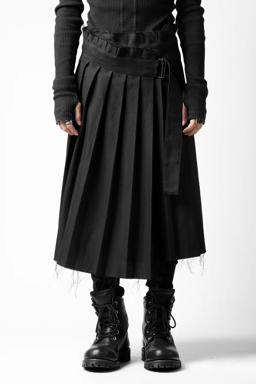 KLASICA CIGAR WRAP PLEATS SKIRT / SERGE WOOL&RAMIE (IRON) - Image 6