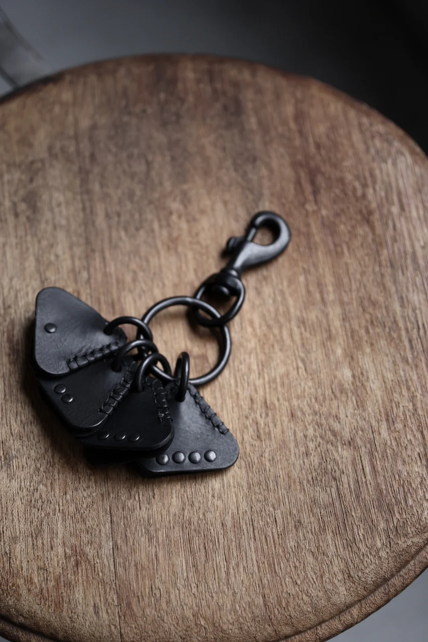 KLASICA COBIN Ⅱ KEY HOLDER / TEMPESTI ELBAMATTE (BLACK) - Image 9