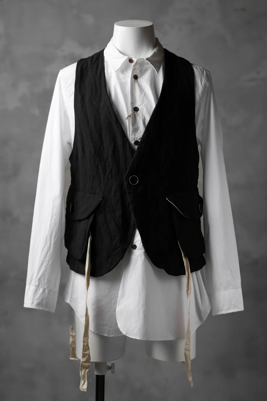 KLASICA CROSS BACK POCKET VEST / RAMIE (CARBON) - Image 16