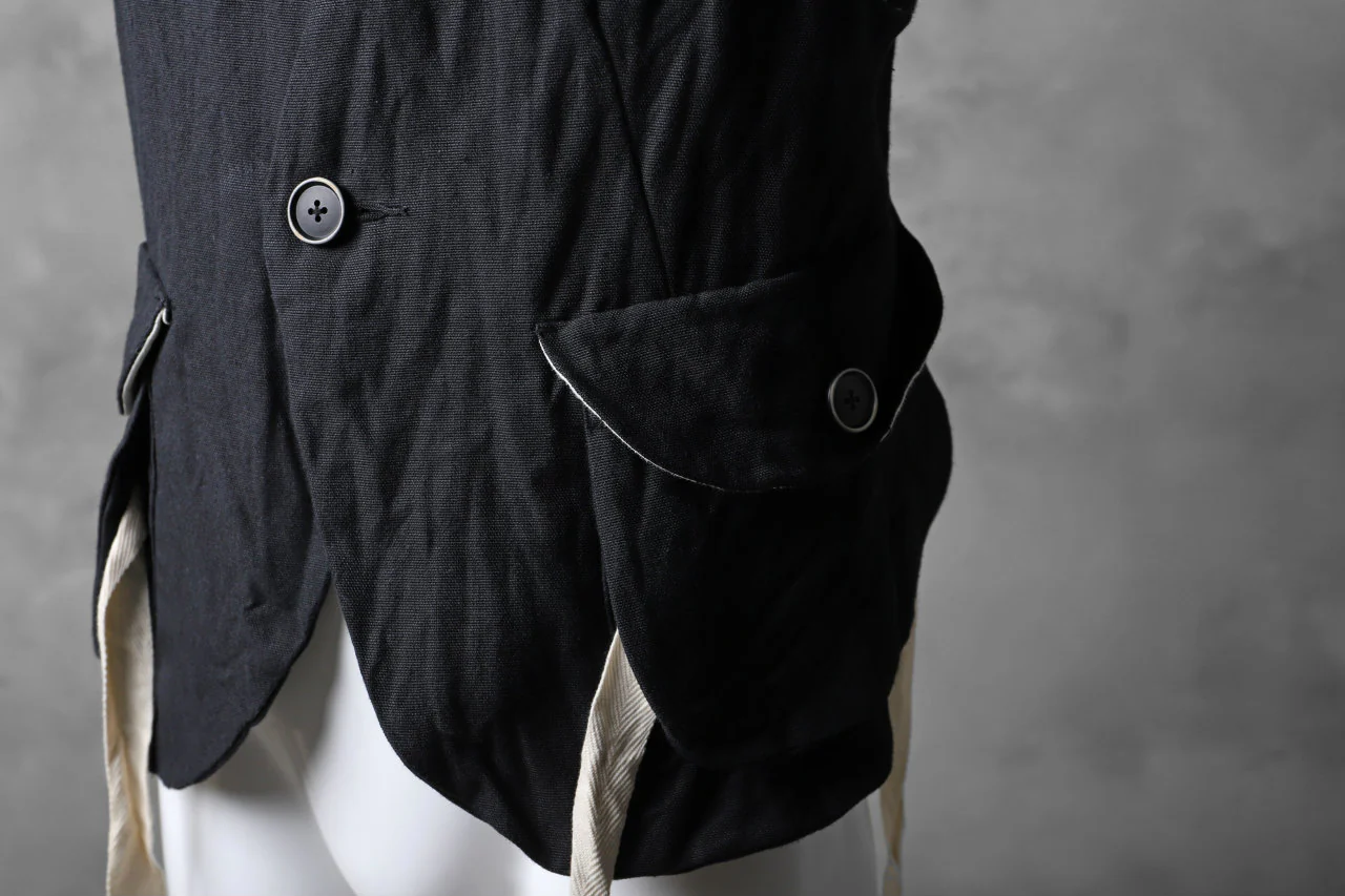 KLASICA CROSS BACK POCKET VEST / RAMIE (CARBON) - Image 26