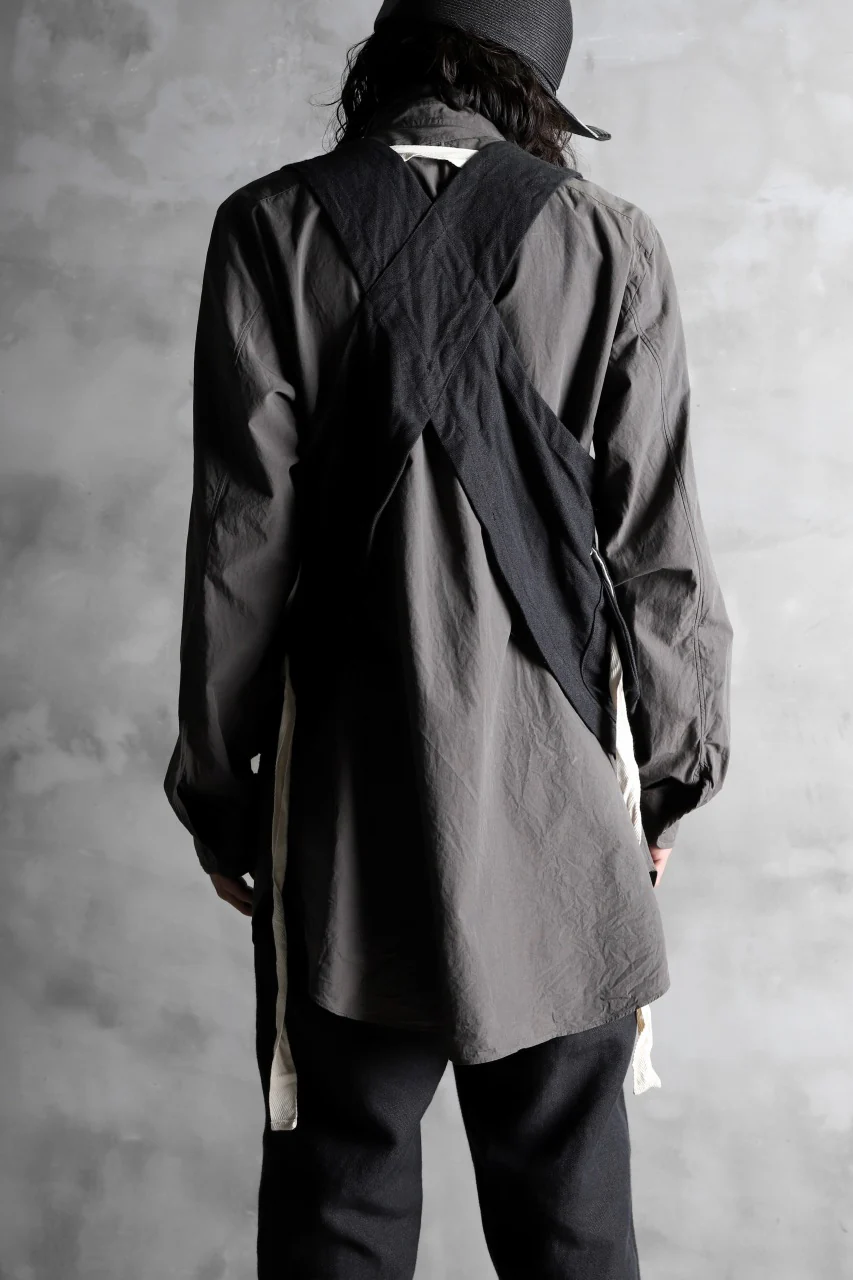 KLASICA CROSS BACK POCKET VEST / RAMIE (CARBON) - Image 29
