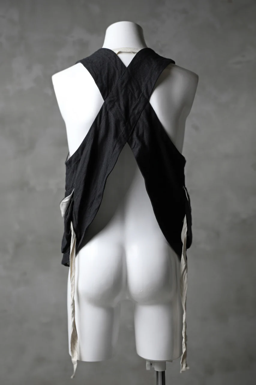 KLASICA CROSS BACK POCKET VEST / RAMIE (CARBON) - Image 4