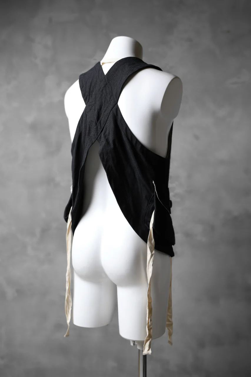 KLASICA CROSS BACK POCKET VEST / RAMIE (CARBON) - Image 5
