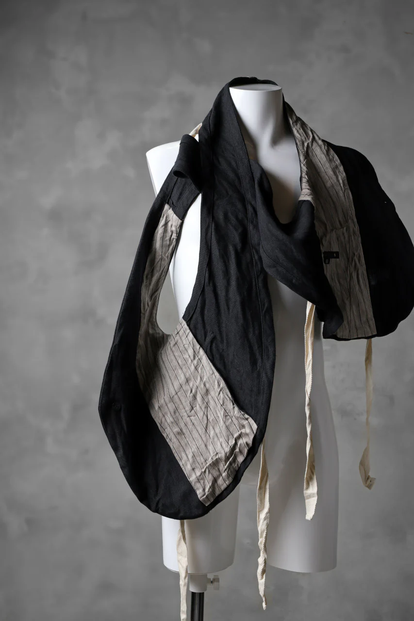 KLASICA CROSS BACK POCKET VEST / RAMIE (CARBON) - Image 7